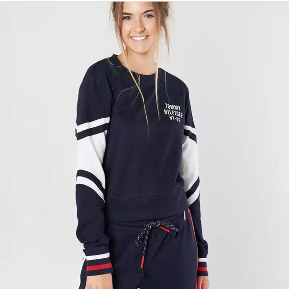 Tommy Hilfiger Cropped Women's Lounge Sweatshirt Terry Long Sleeve Varsity Small - Picture 1 of 4